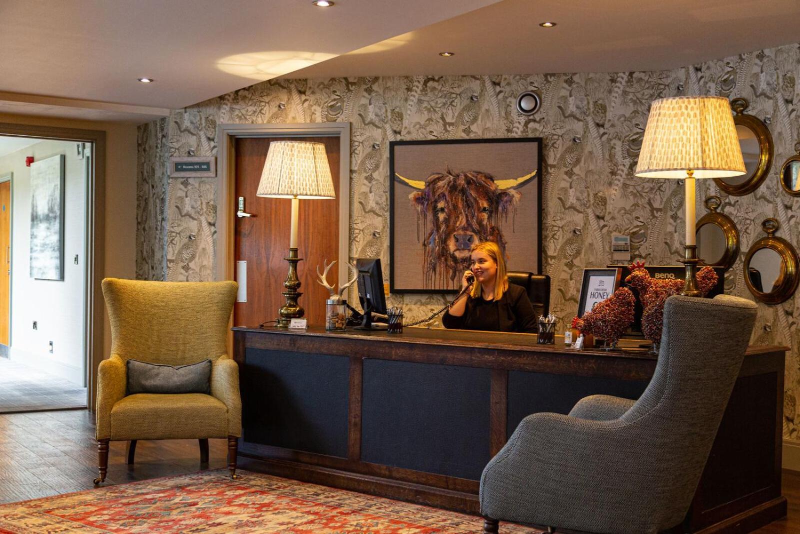 Peak Edge Hotel Честърфилд Екстериор снимка